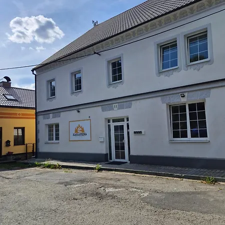 Mour Apartamento Rejstejn
